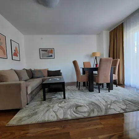 Divizija Lux * Belgrado